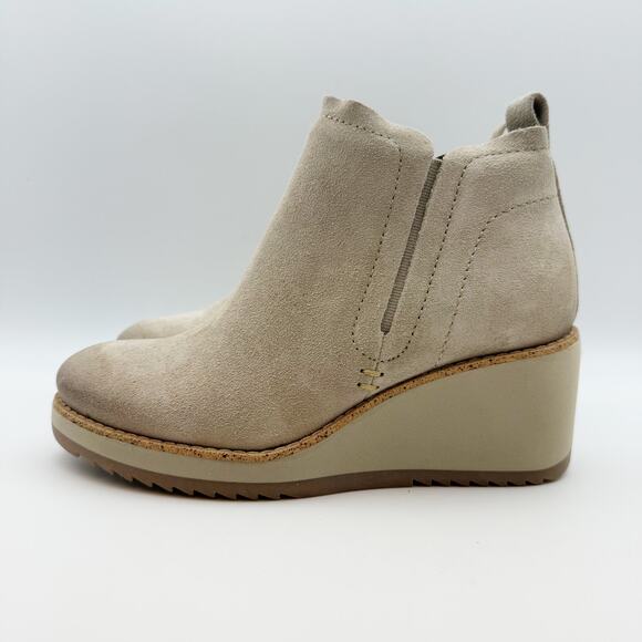 Sofft Womens Emeree Boots Size 6.5 Cream Suede Leather Wedge Heel NWOB - Picture 7 of 11